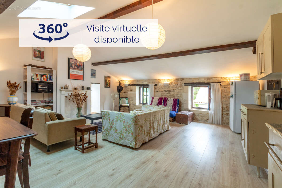 Maison à LES NOUILLERS