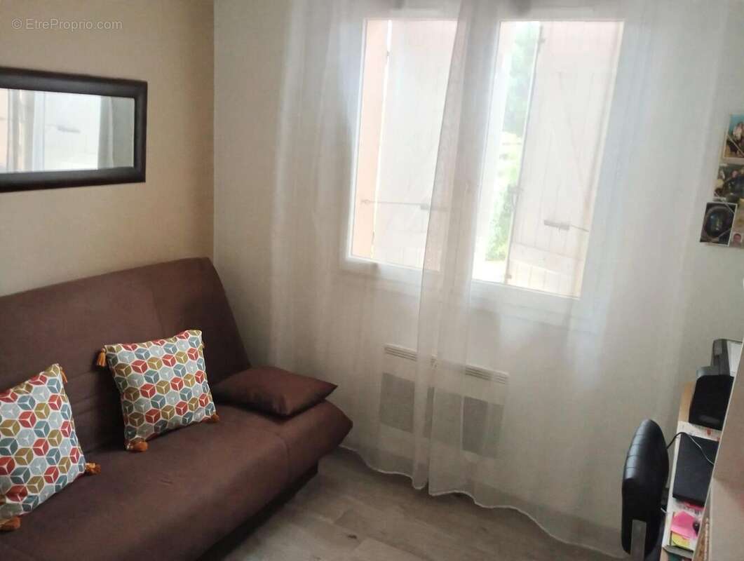 Maison 84 m² à Saint-Genis-Des-Fontaines  - photo 8