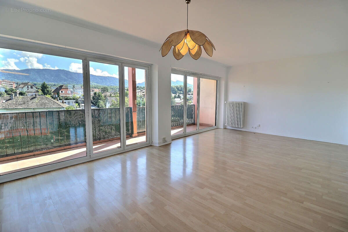 Appartement à THONON-LES-BAINS