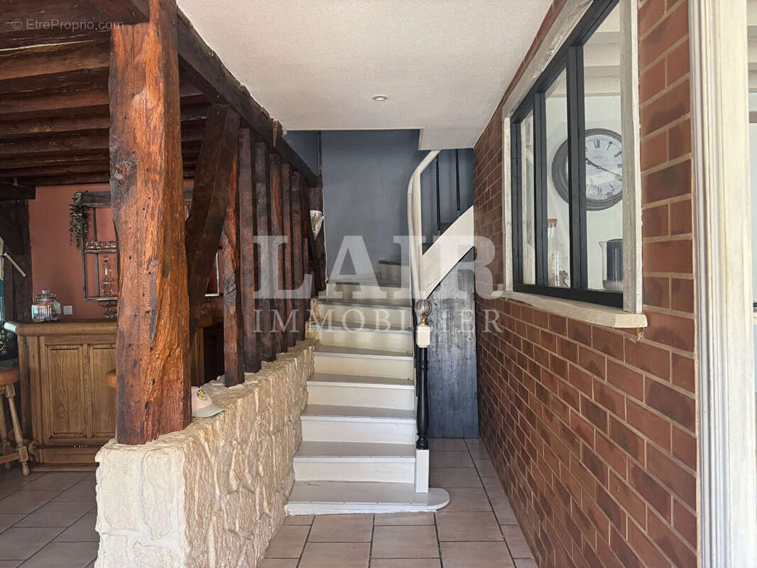 Maison en pierre à vendre en exclusivité axe Alençon-Montagne - Réf 13909 - photo 2