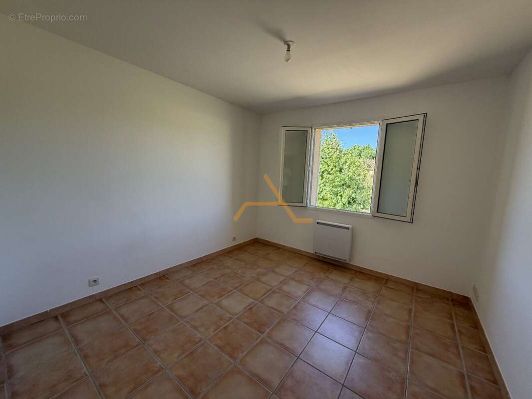Maison 100 m² à Valreas  - photo 6