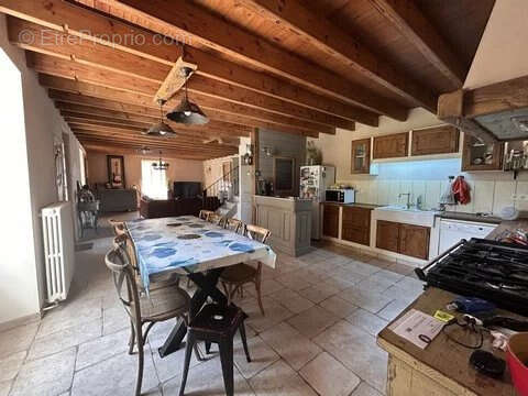 Maison à SAINT-POMPAIN