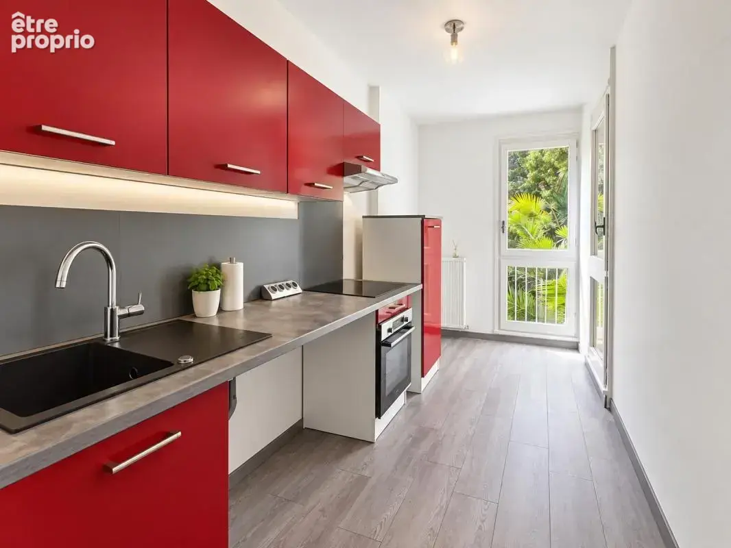 Appartement 4 pièces 82 m² à vendre à Cassis (13260) - photo 2
