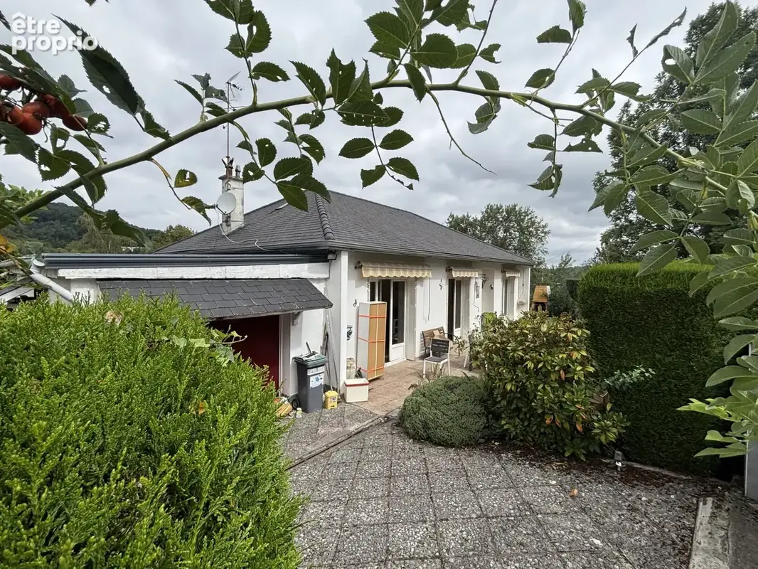 Maison 95 m² à Bagneres-De-Bigorre  - photo 1