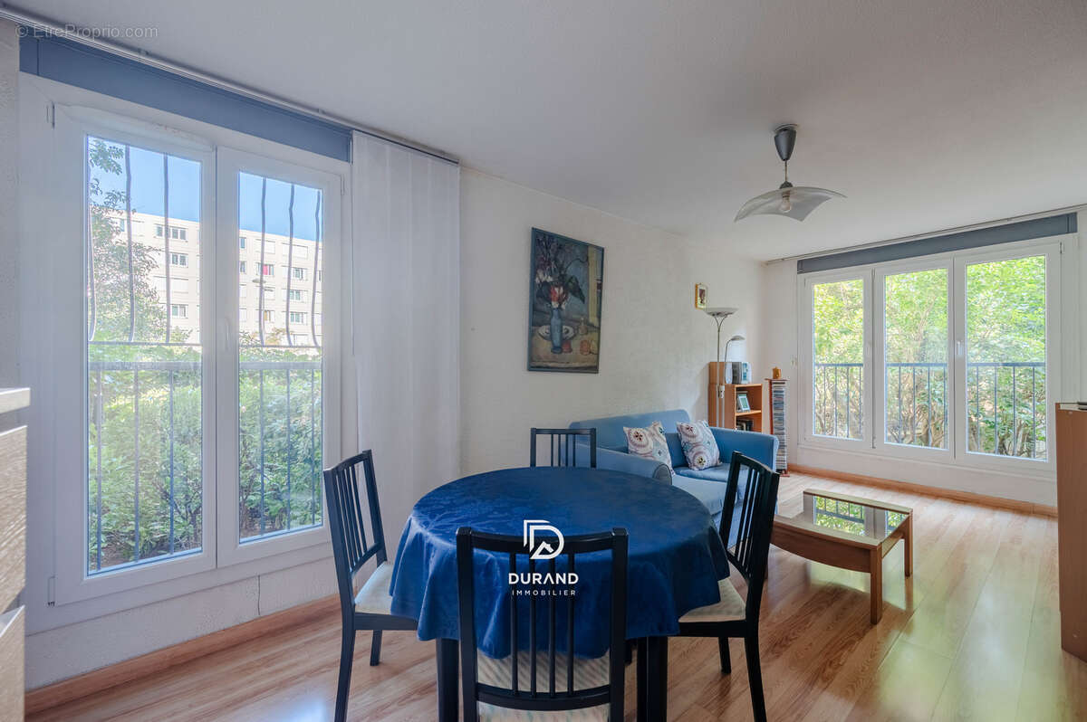 Appartement à MARSEILLE-10E