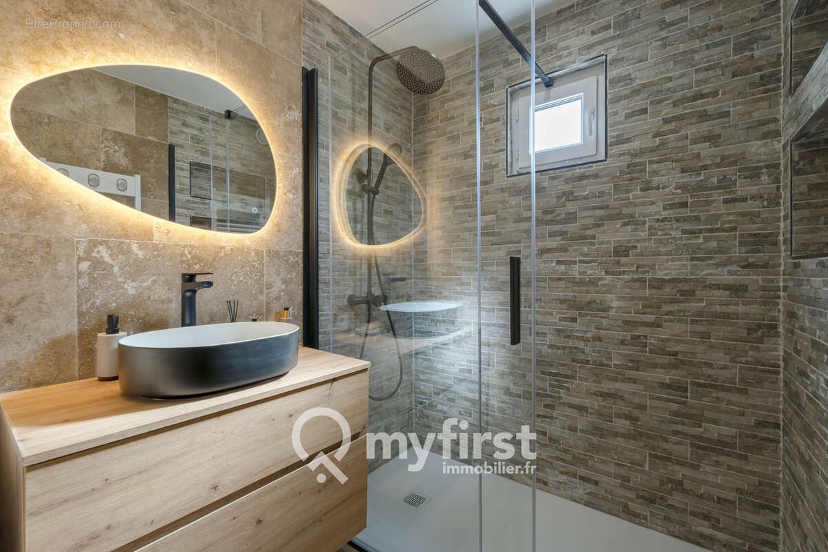 Appartement contemporain avec piscine et tennis. - photo 17