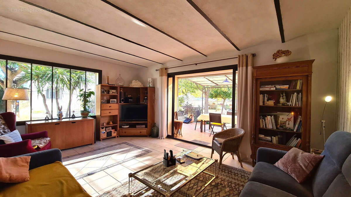 Maison 122 m² à Cessenon-Sur-Orb  - photo 8