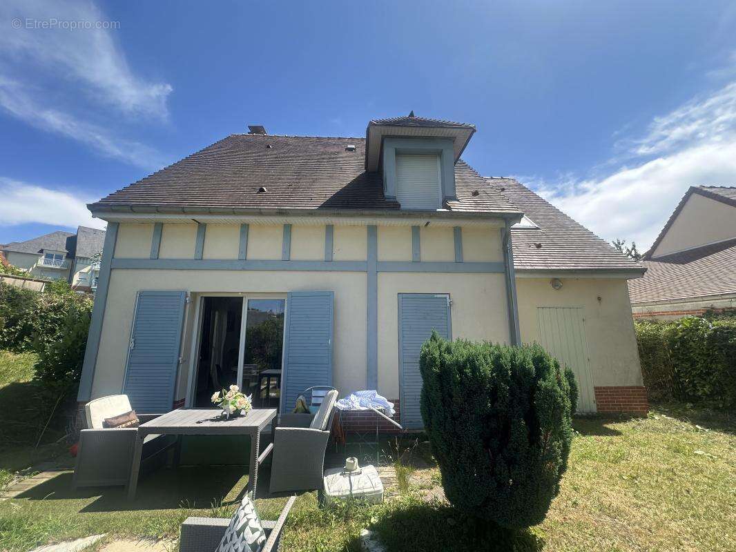 Maison 110 m² à Touques  - photo 3