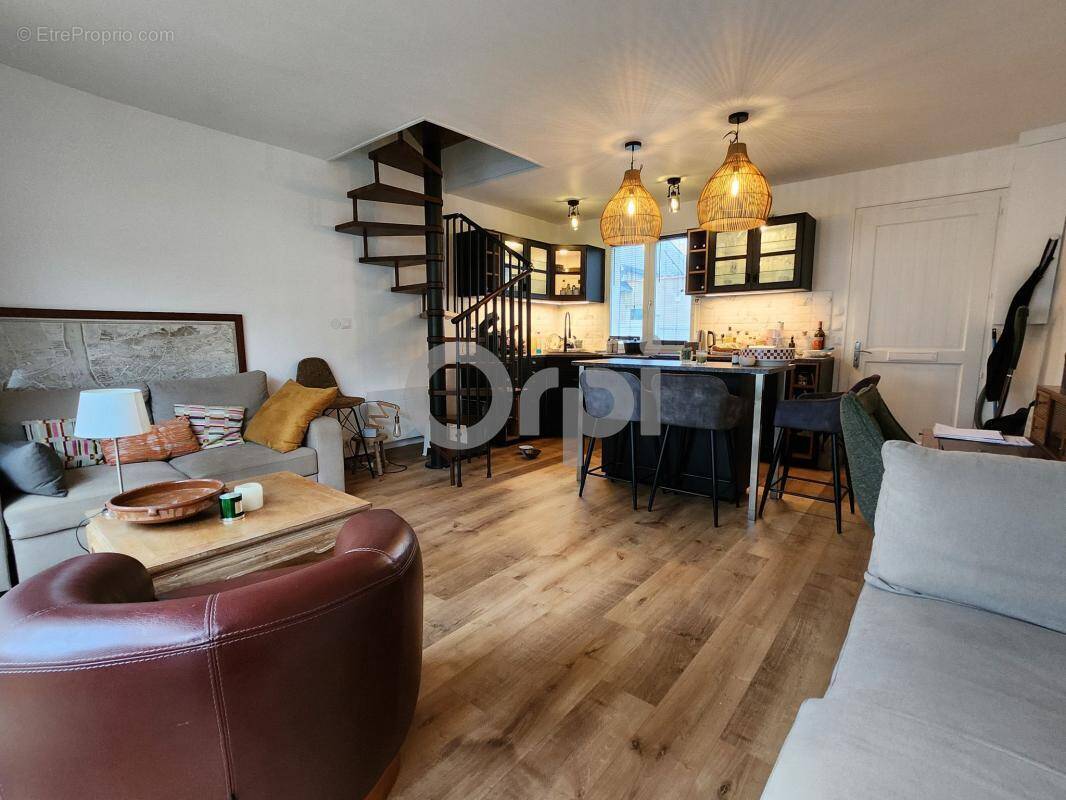 Maison à LA ROCHELLE