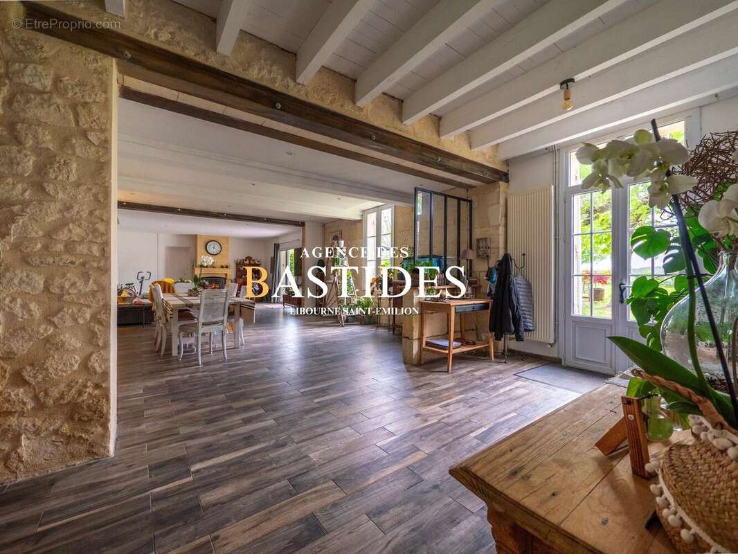 Maison à FALEYRAS