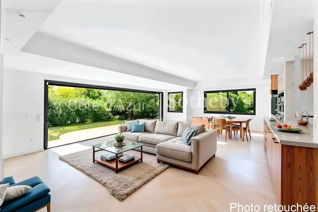 Maison à MOUGINS