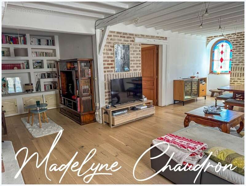 Maison à CERNY