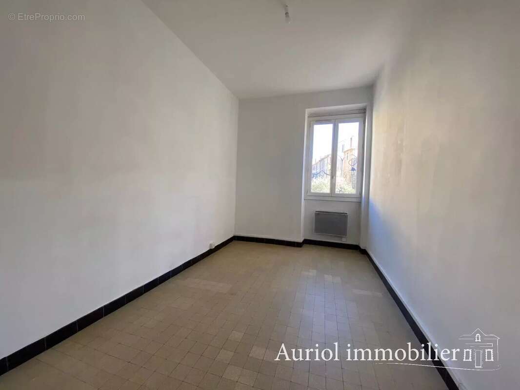 Appartement à AURIOL