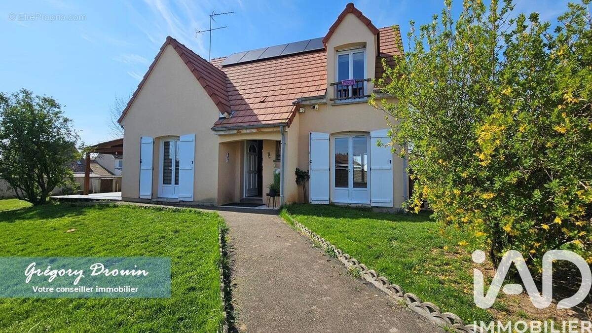 Photo 1 - Maison à MALESHERBES