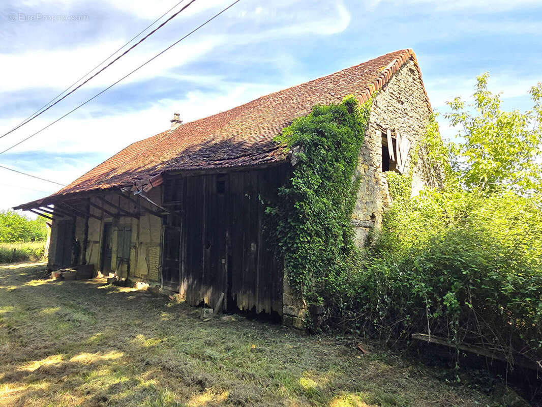 Maison à LARNAUD