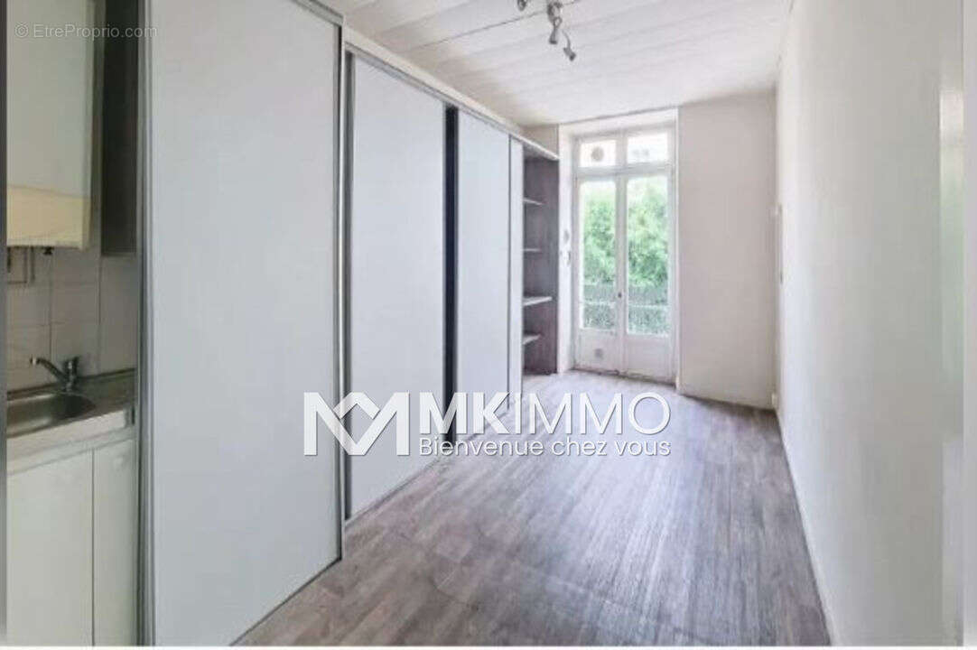 Commerce à CAGNES-SUR-MER