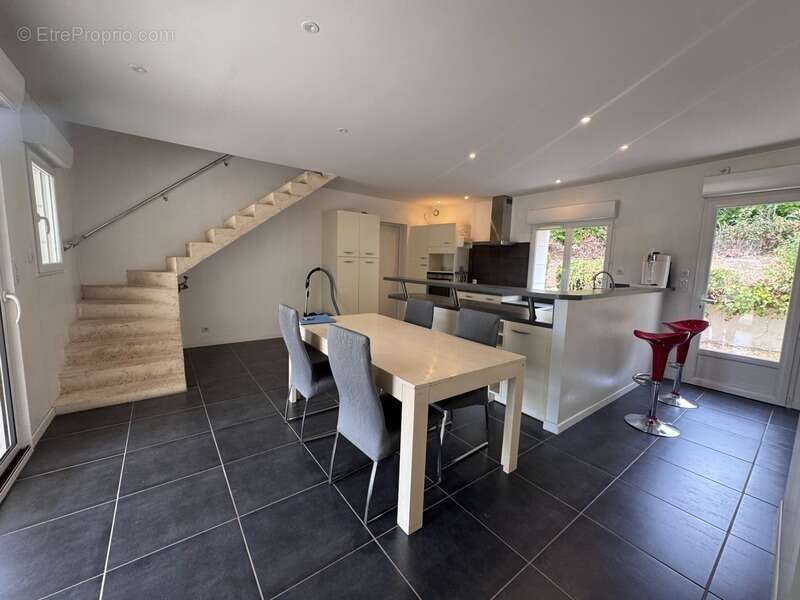 Maison à vendre 6 pièces BERTHENAY (37) - photo 5