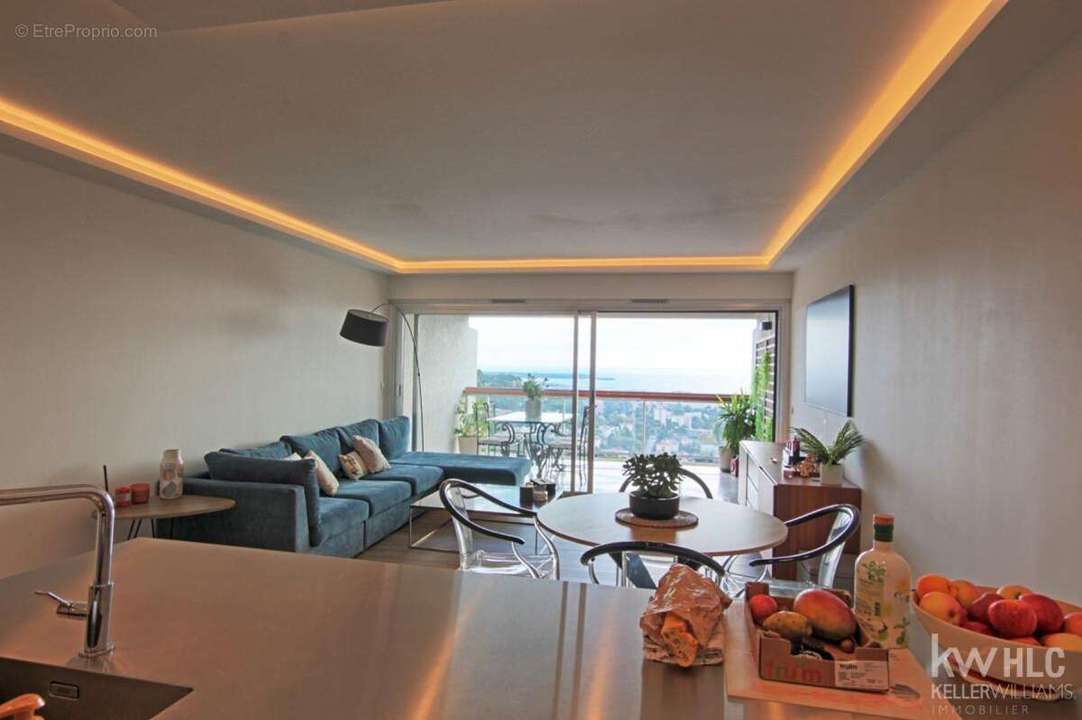 Appartement à LE CANNET