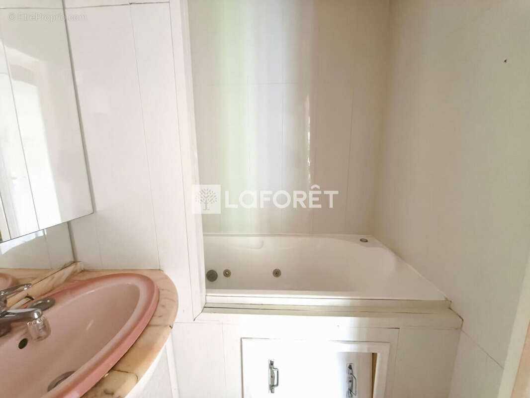 Appartement à ARLES-SUR-TECH