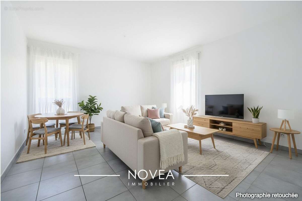 Appartement à NEUVILLE-SUR-SAONE