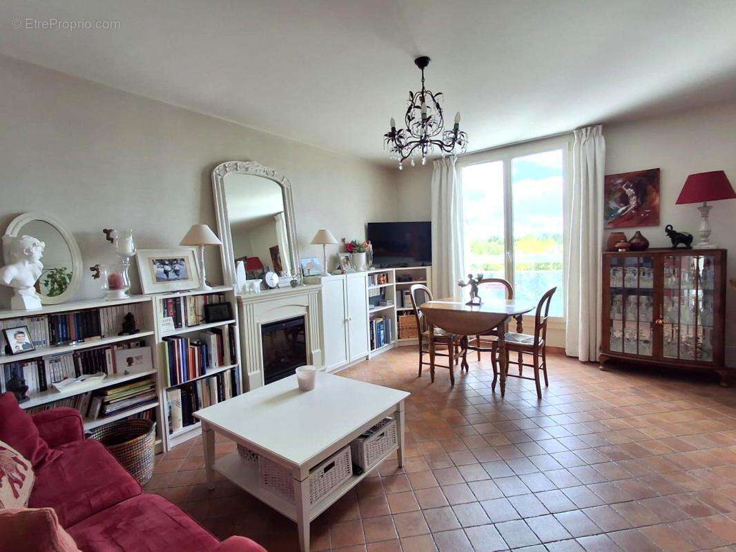 Appartement À Vendre - photo 4