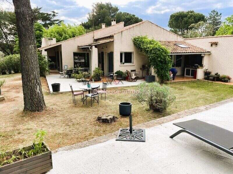 Maison 110 m² à Generac  - photo 2