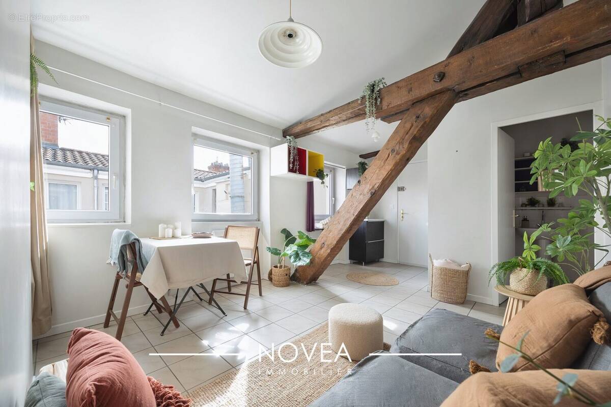 Appartement à LYON-1E