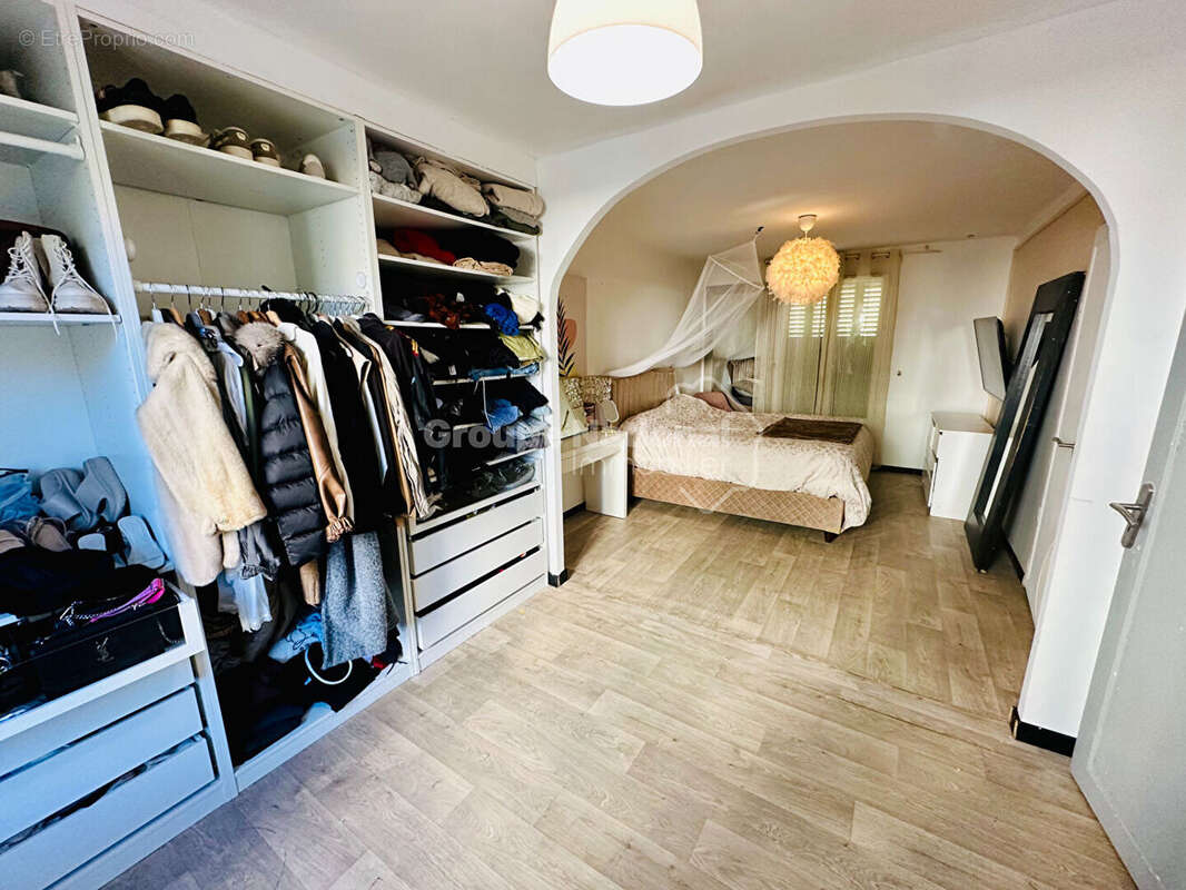 Appartement à MARSEILLE-13E