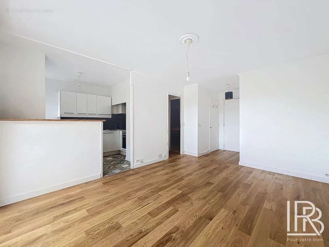 Appartement à MARSEILLE-7E