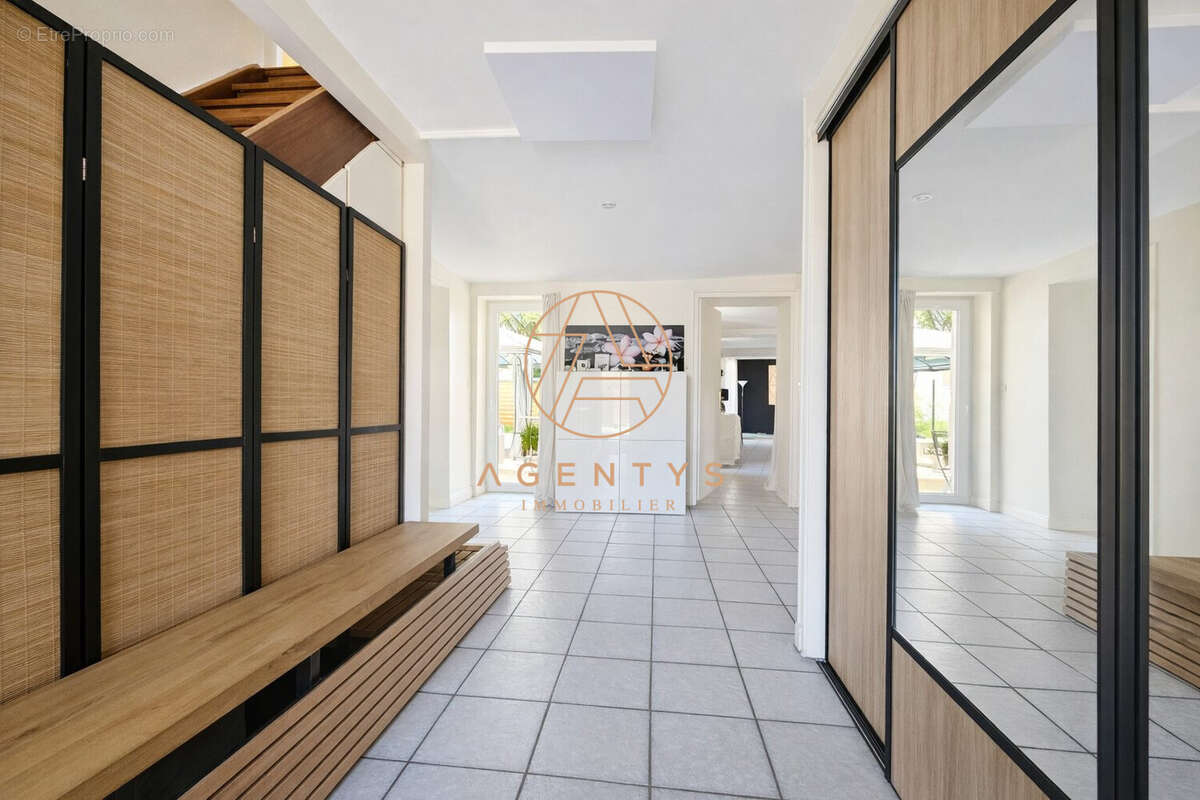 Maison à EMERAINVILLE