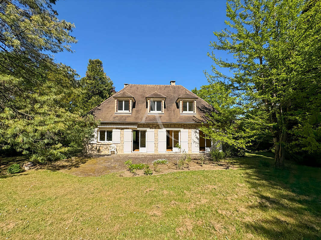 Maison à AUVERS-SAINT-GEORGES