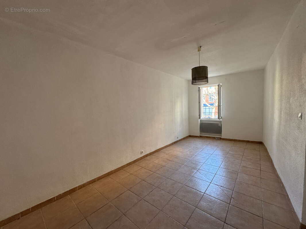 Appartement à COURSAN