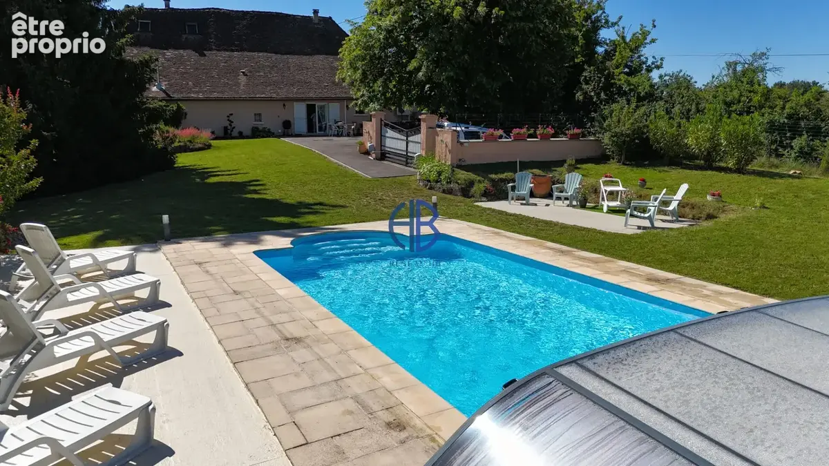 Photo Maison à Les Avenieres au prix de 299 000€