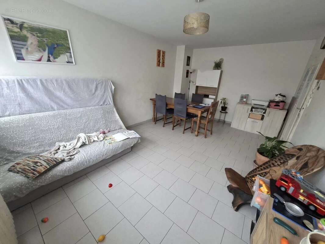 Maison à SAINT-JUERY