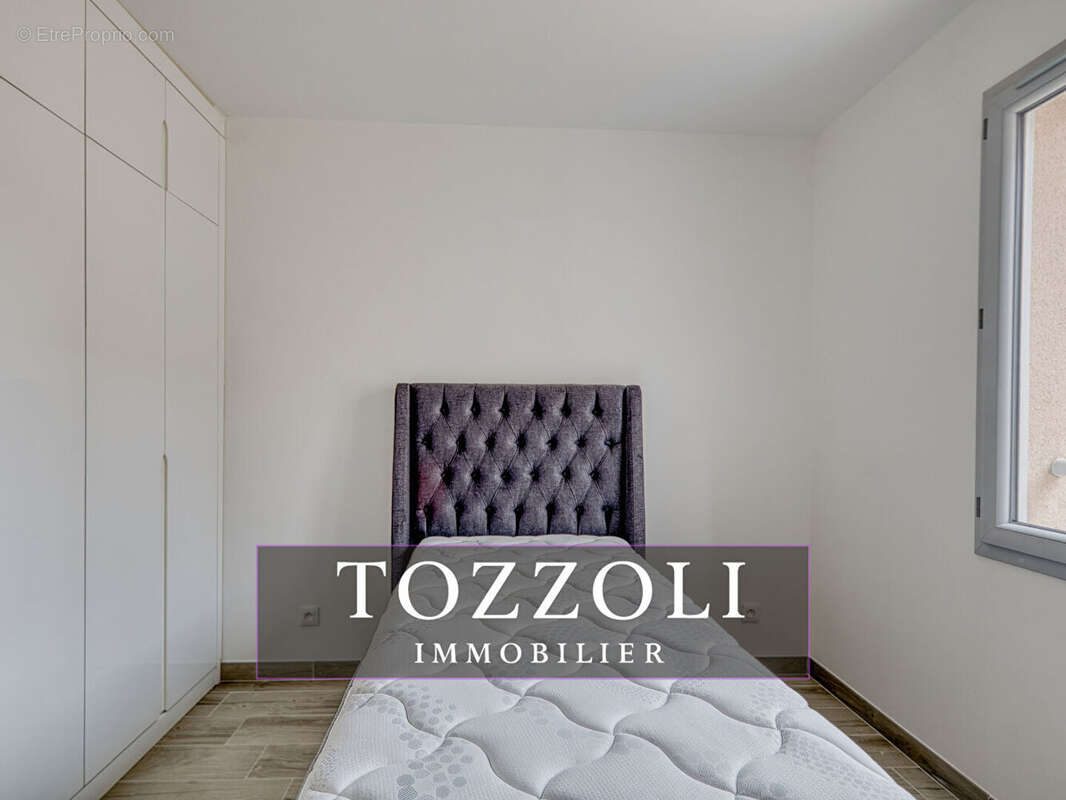 Maison à L&#039;ISLE-D&#039;ABEAU