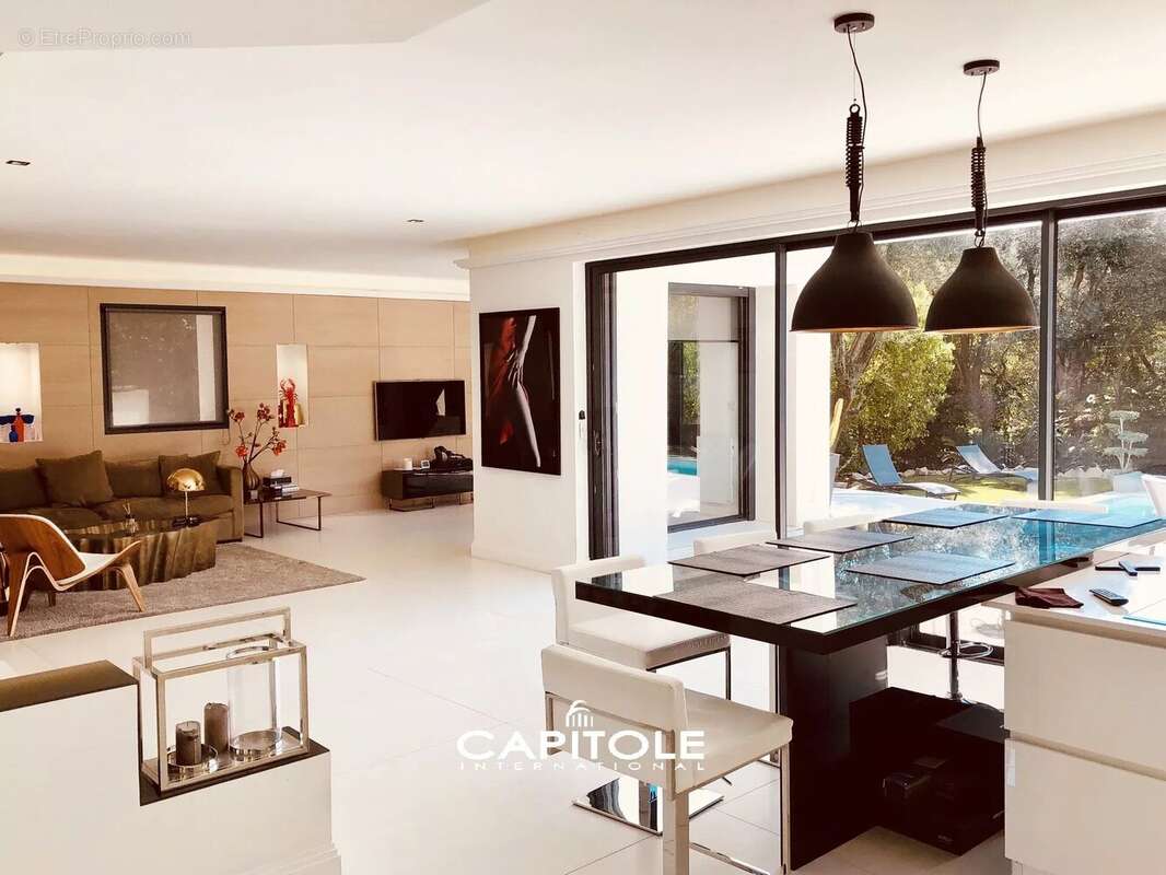 Maison à ANTIBES