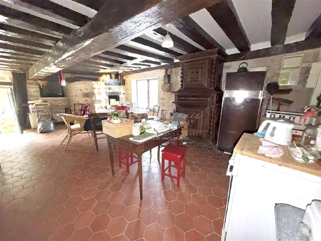 Maison à VAYRES-SUR-ESSONNE