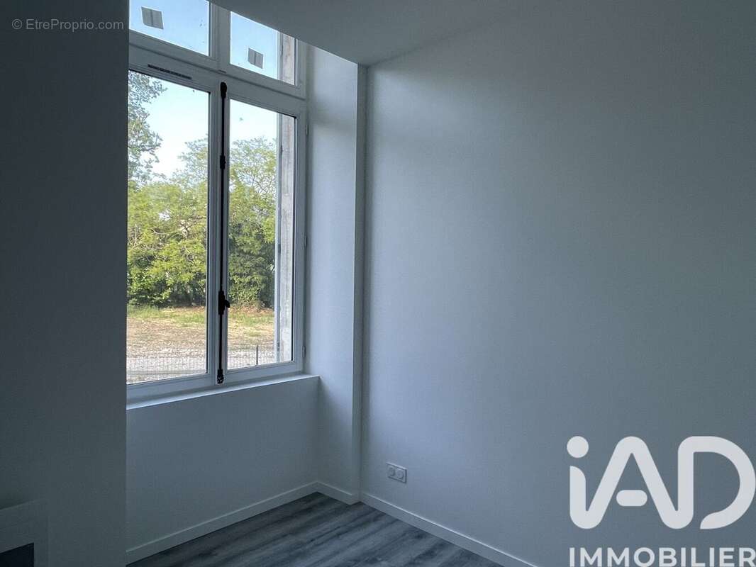 Photo 6 - Appartement à CARIGNAN-DE-BORDEAUX
