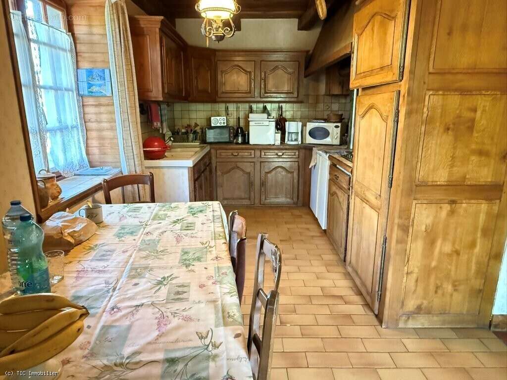Maison de Campagne au Calme Avec 3 Chambres et Terrain - photo 5