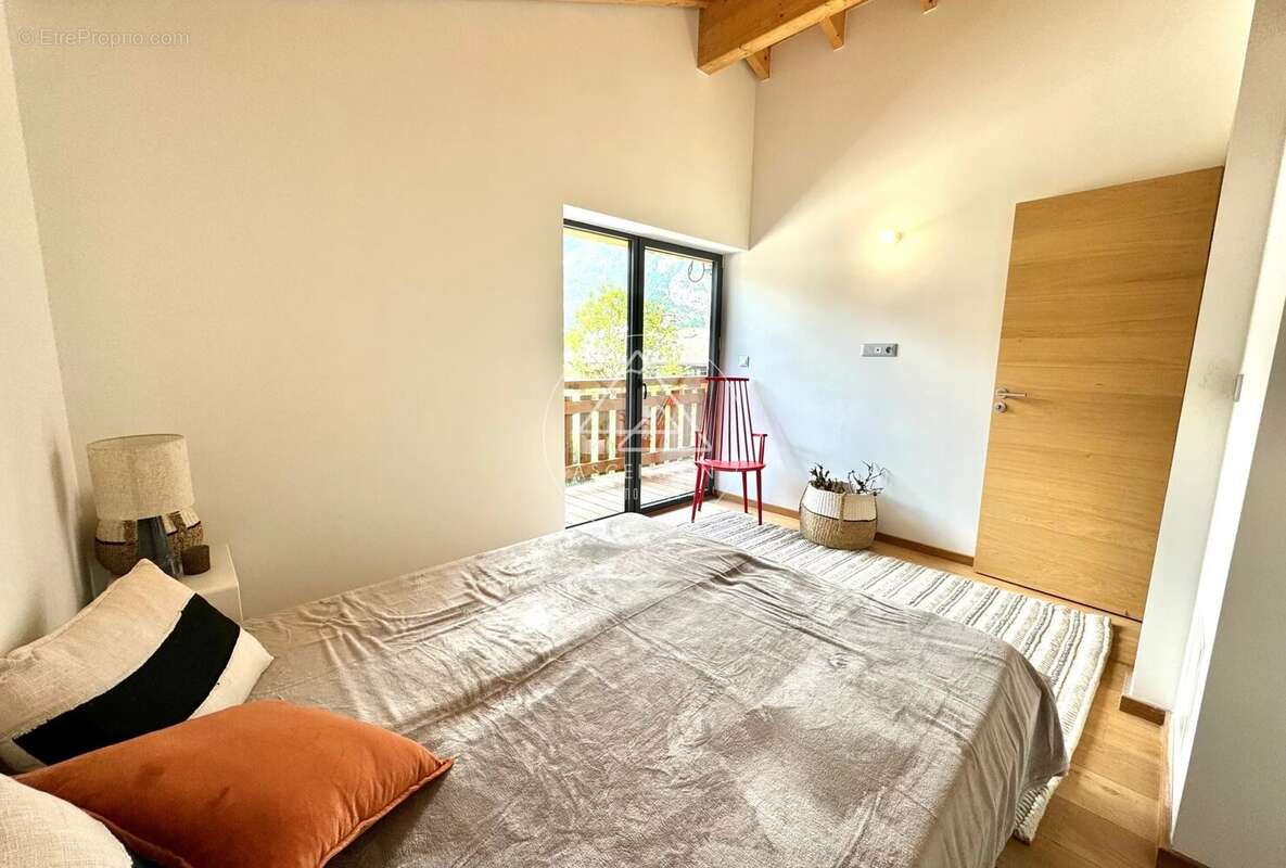 Chalet neuf - Centre village Le Biot - 3 Chambres - photo 14