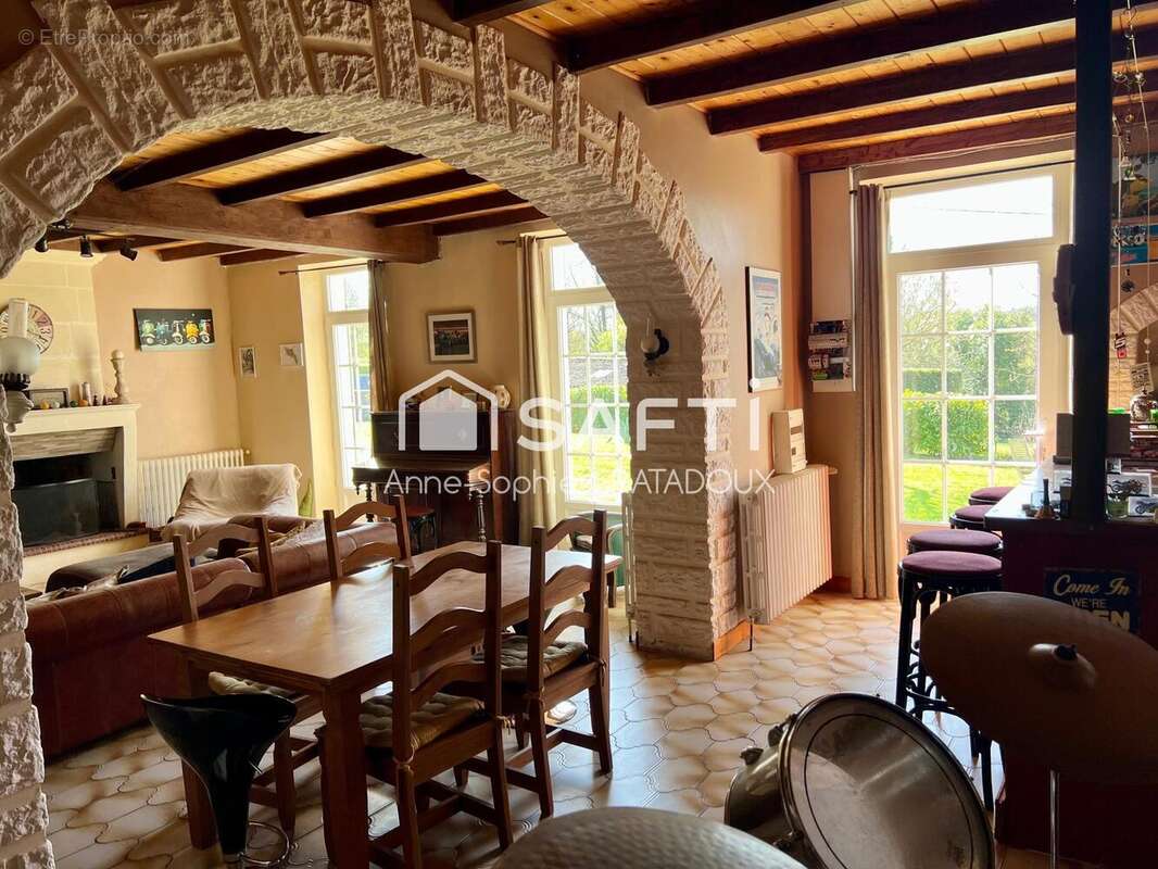 Maison 145 m² à Les Eglises-D'argenteuil  - photo 4
