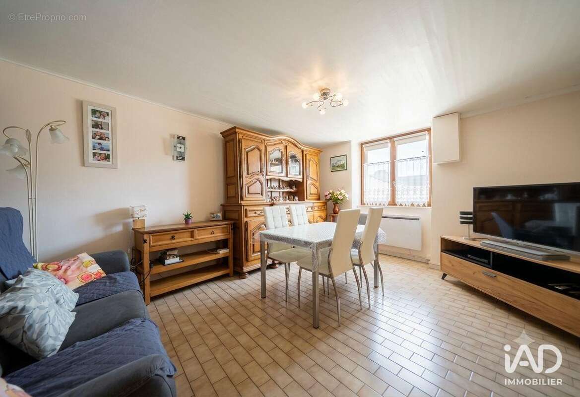 Maison 88 m² à Noyarey  - photo 4