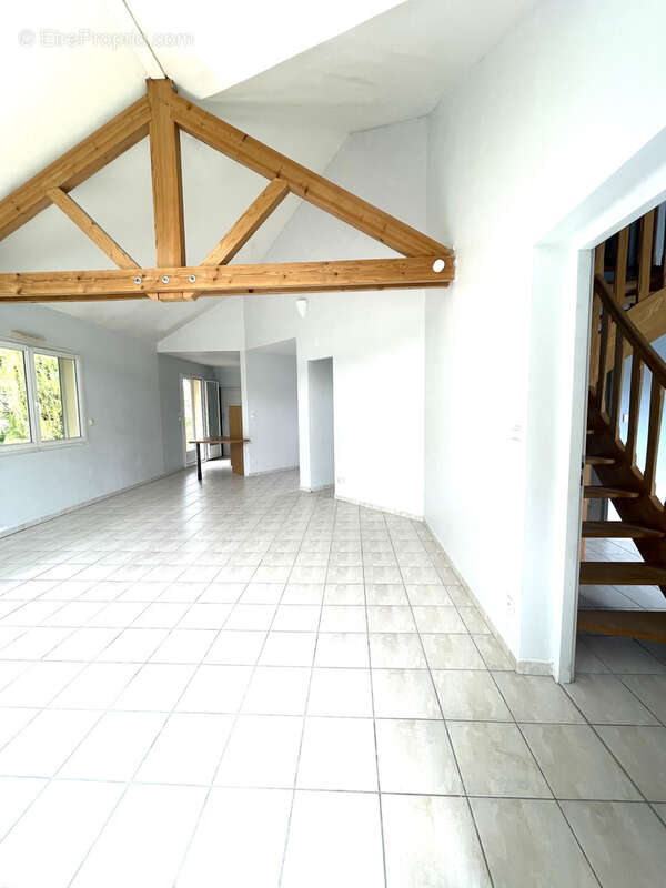 Maison à VARCES-ALLIERES-ET-RISSET