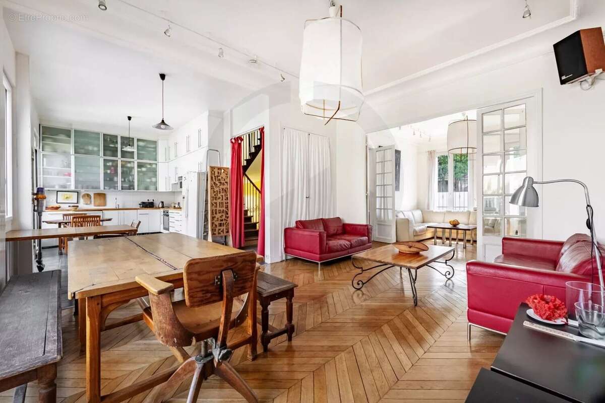 Maison à IVRY-SUR-SEINE