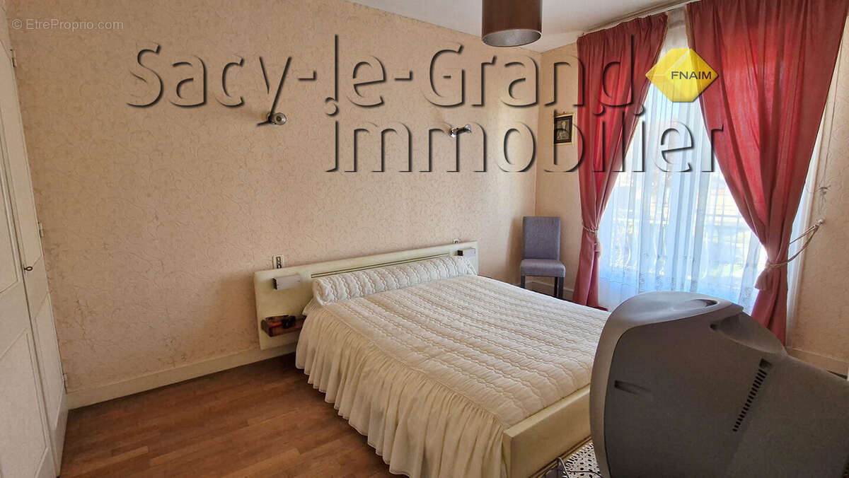 Maison à SACY-LE-GRAND