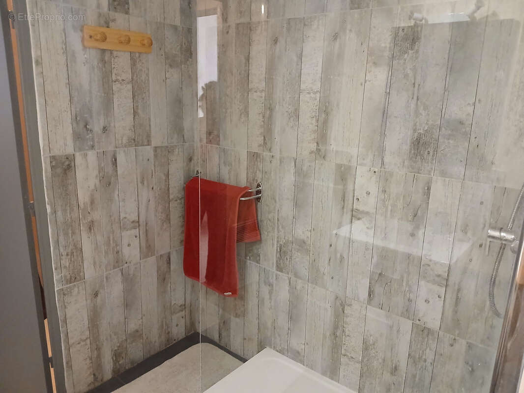 Appartement à MARSEILLE-1E