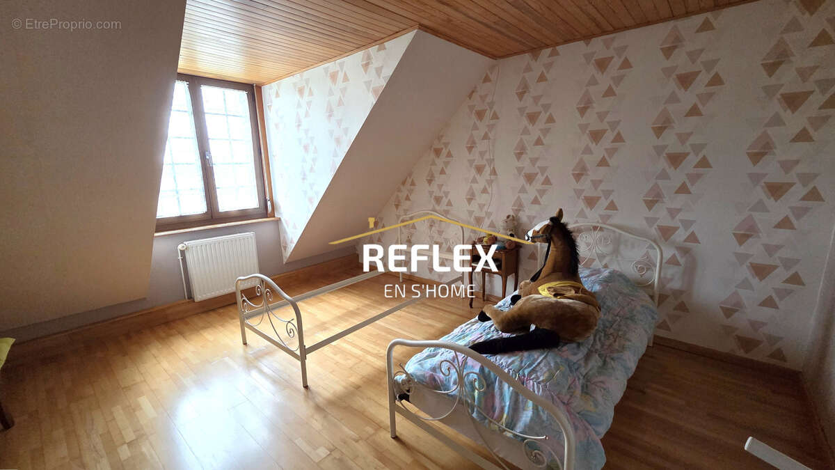 Maison à NEUVILLETTE