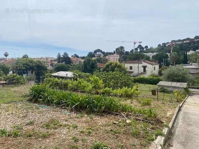 Maison à CAGNES-SUR-MER