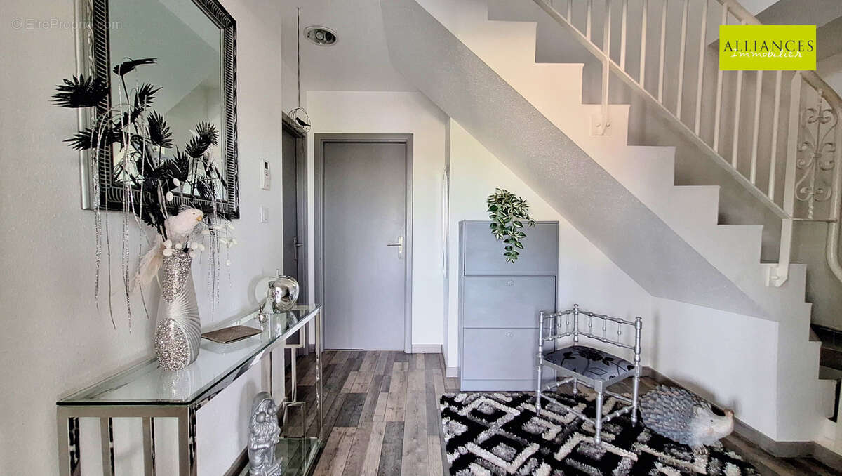 Appartement à BAVILLIERS