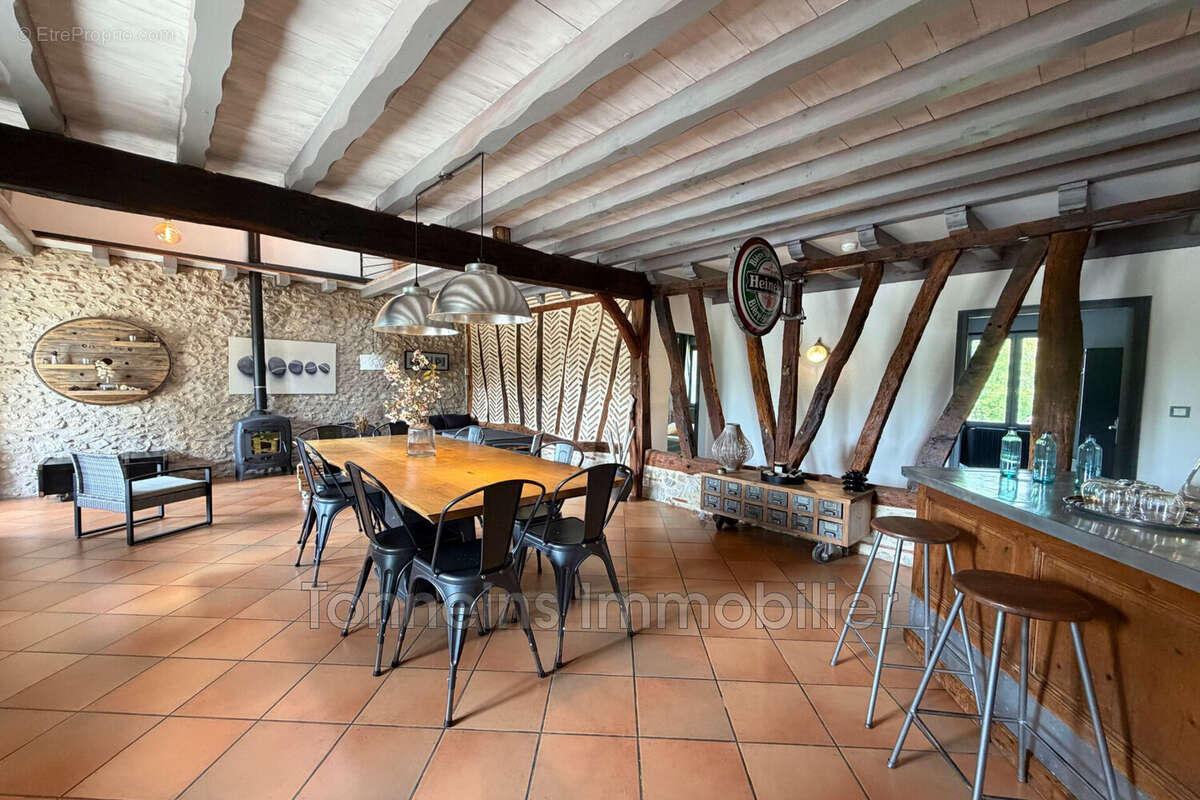 Maison à CLAIRAC